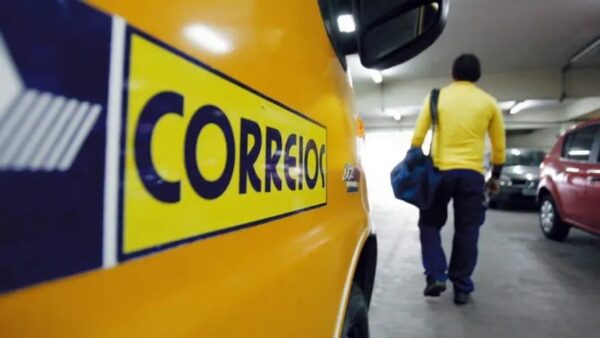 Segundo dados divulgados pelos Correios, a carga com o maior número de inscritos no concurso foi o de carteiro.