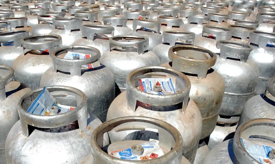 Novo aumento: gás de cozinha passa a custar R$ 120, a partir de hoje, na Paraíba