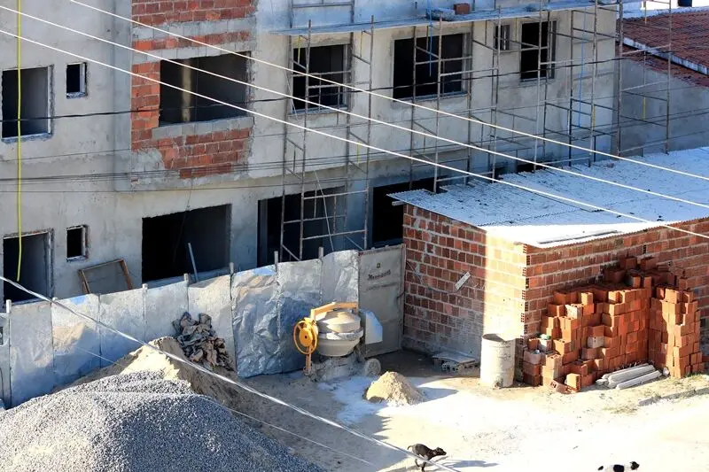 Construção civil na Paraíba emprega mais de 35 mil pessoas e gera R$ 5 bilhões, diz IBGE