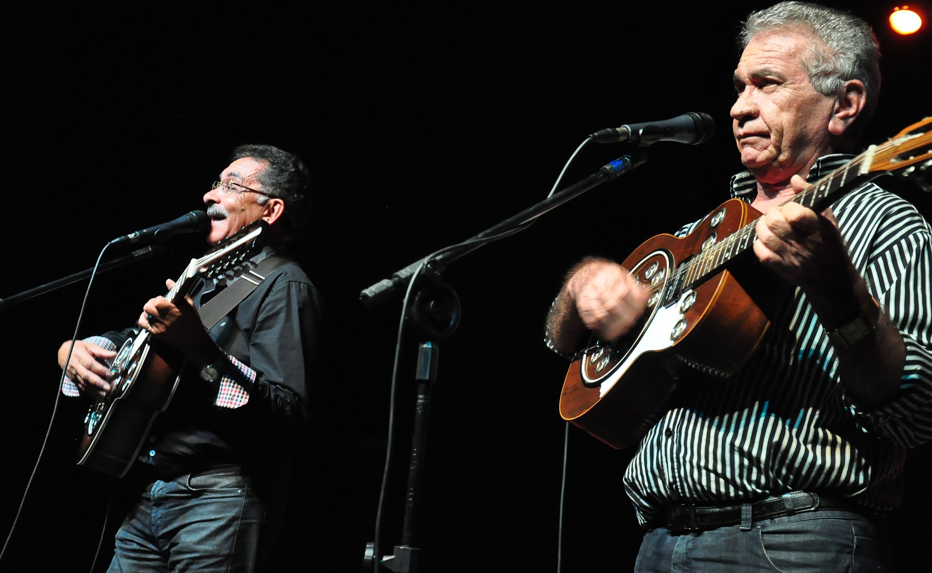 'De Repente no Espaço' celebra hoje a cultura popular com os repentistas Felipe Pereira e Acrízio de França