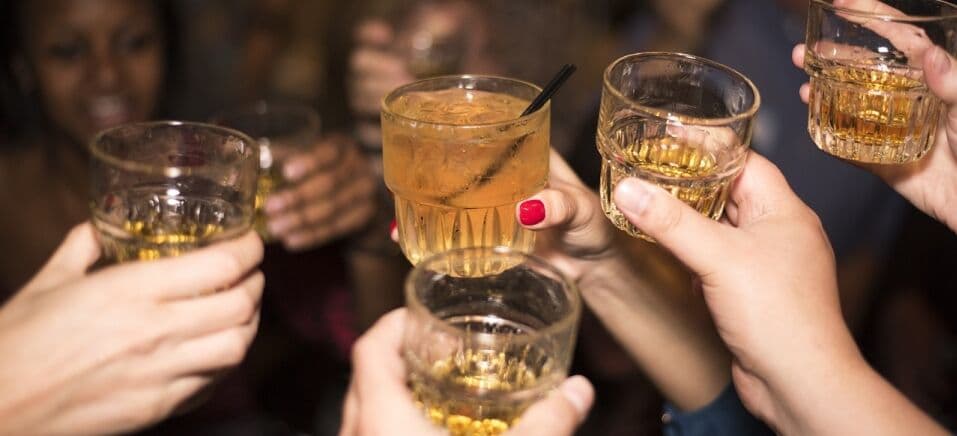 Maratona de bares de João Pessoa, com banda de frevo, é realizada neste sábado