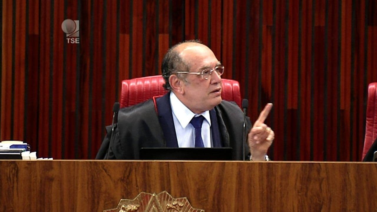 Ministros Gilmar Mendes e André Mendonça batem boca em julgamento de Moraes no STF: "não aponte o dedo para mim"