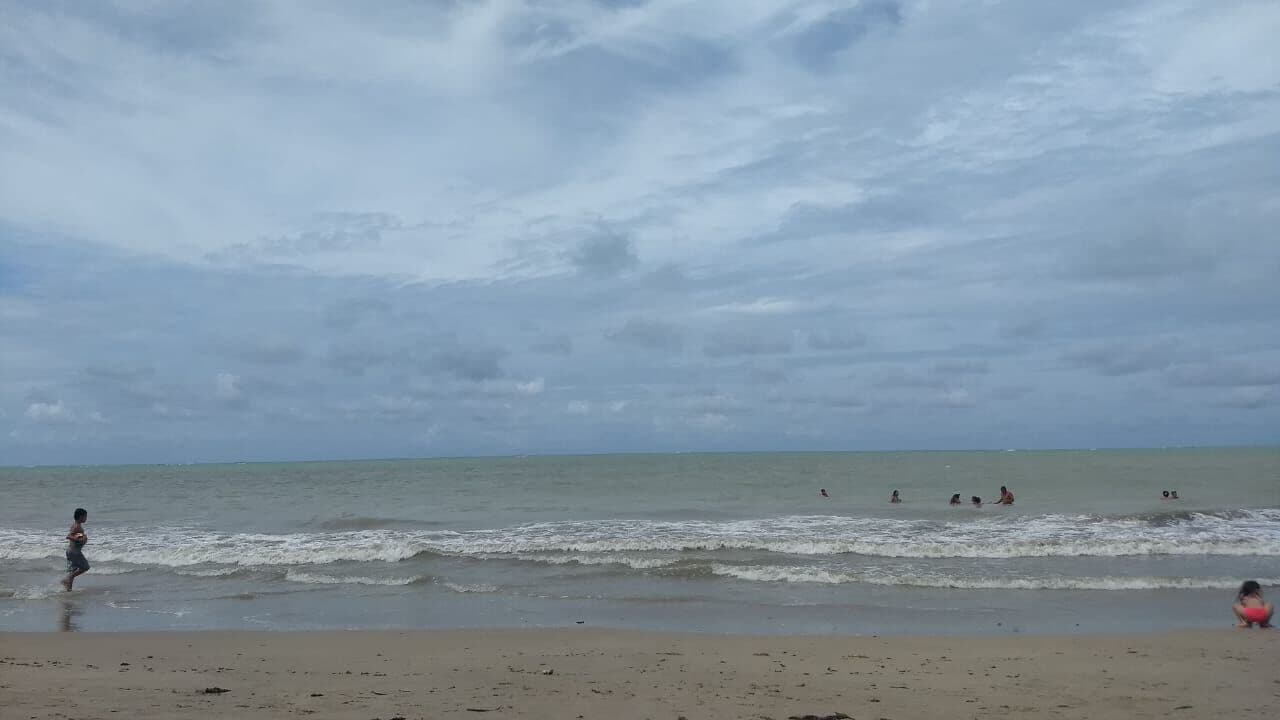 Idoso morre após afogamento em praia em Cabedelo