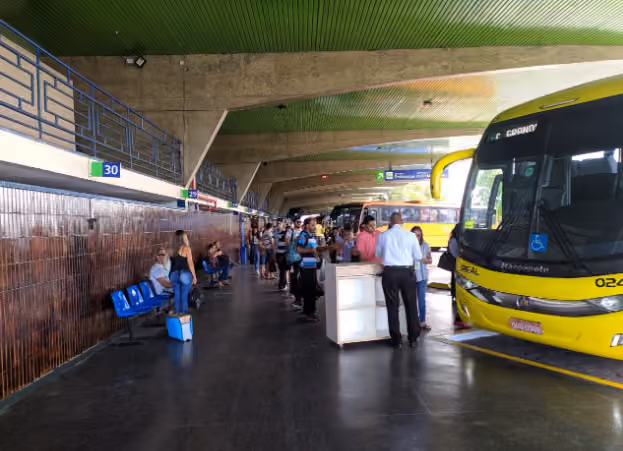 Decreto garante transporte intermunicipal gratuito para eleitores na Paraíba antes e depois da eleição