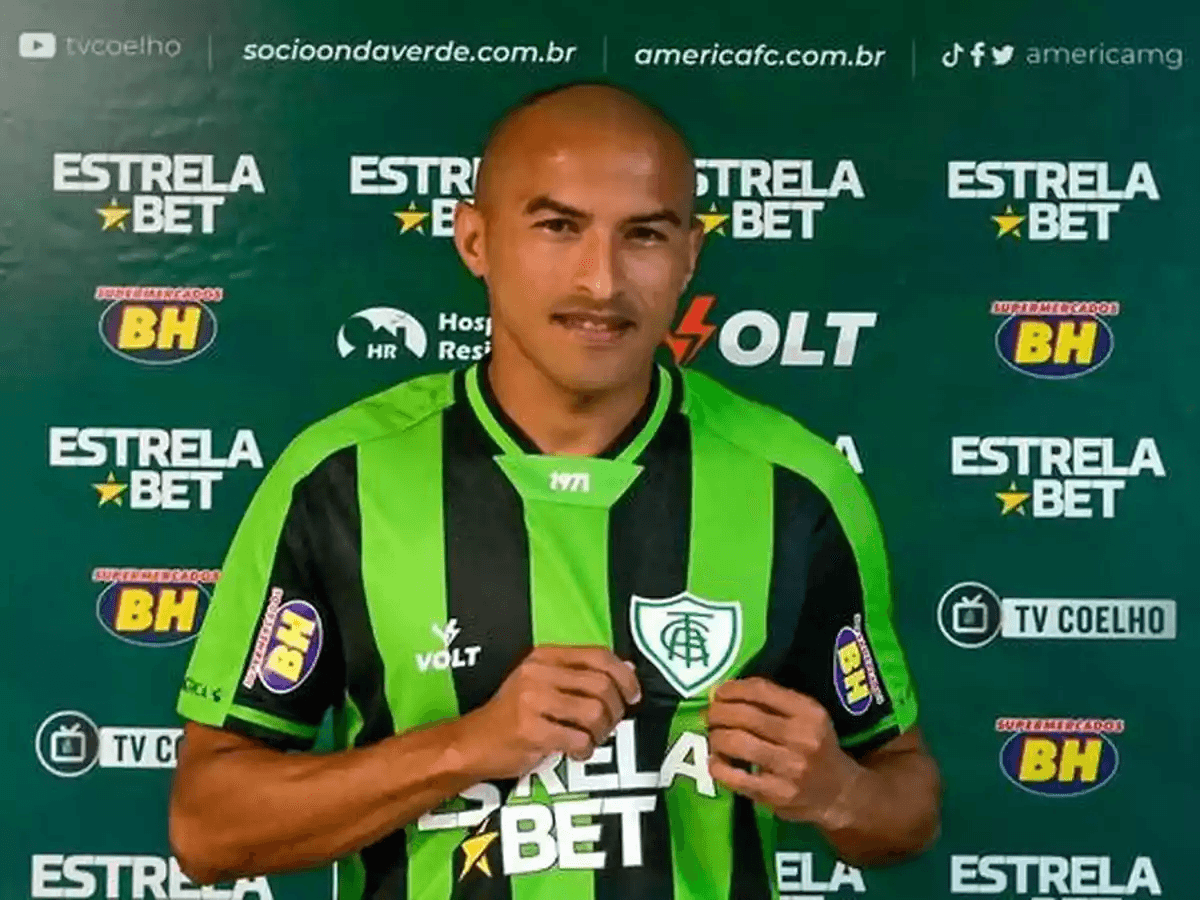 Prints mostram que Nino Paraíba cobrou apostadores e pediu “mais 15 (mil) aí” para dar continuidade a esquema de apostas no futebol