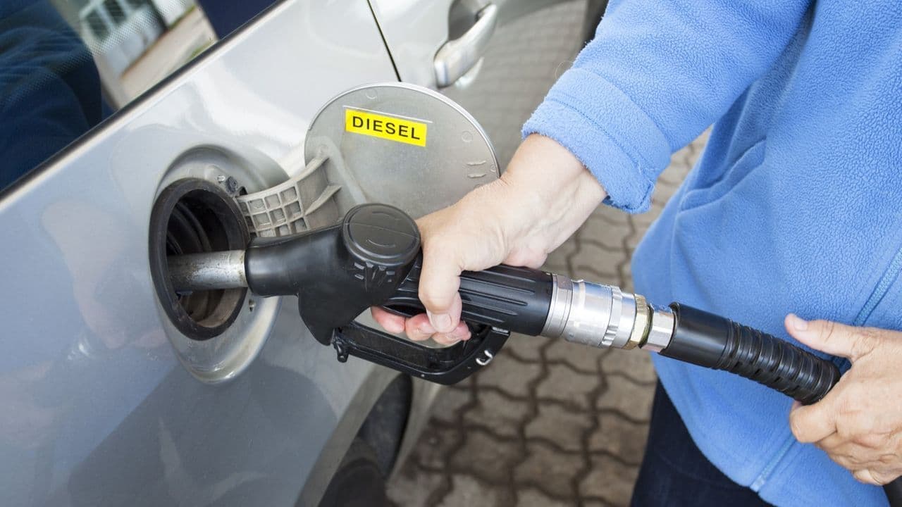 Reajuste no preço do diesel pela Petrobras passa a valer hoje