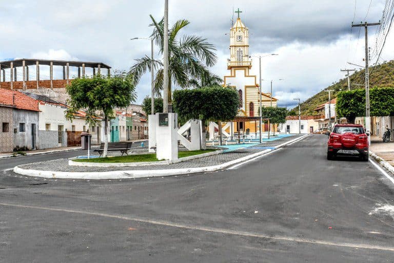Ex-prefeito de Nova Olinda tem 20 dias para explicar ao TCE possível irregularidade em contratação de 219 servidores temporários