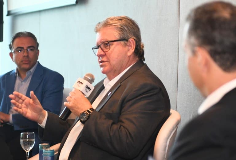 João Azevêdo diz que iniciará definição de suplentes ao Senado após liberação da agenda