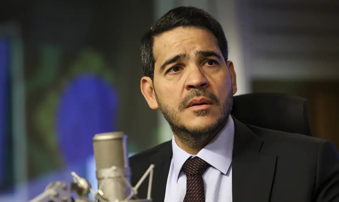 Jorge Messias não passa na sabatina e Senado rejeita indicação de Lula