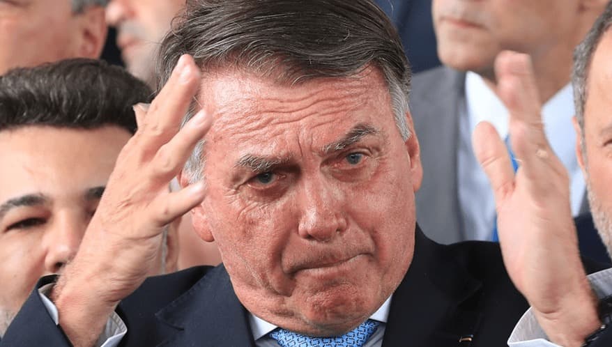 Ministro Moraes decide, na próxima quinta-feira, se mantém prisão domiciliar de Bolsonaro