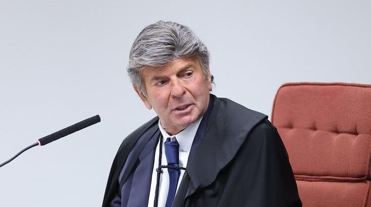Fux é sorteado relator de ação que envolve esposa de Moraes