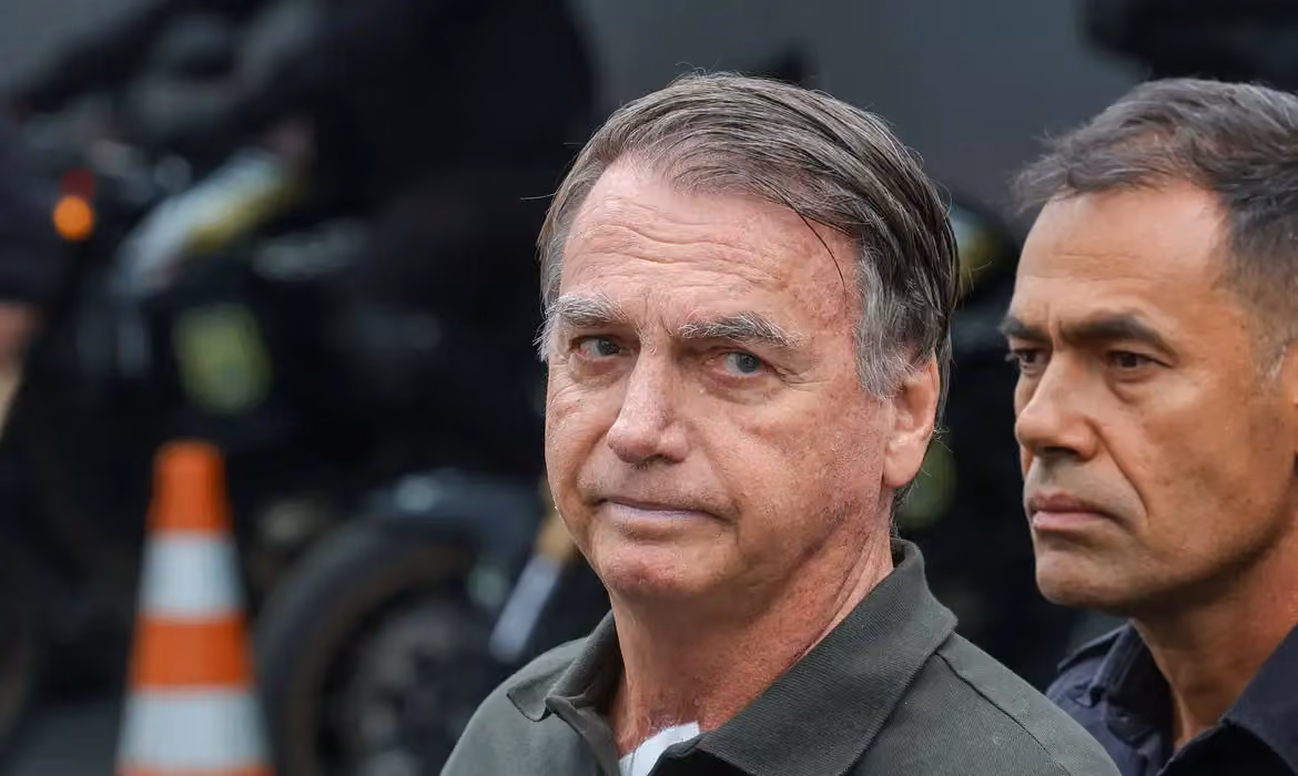 Moraes autoriza Jair Bolsonaro a voltar a receber visitas