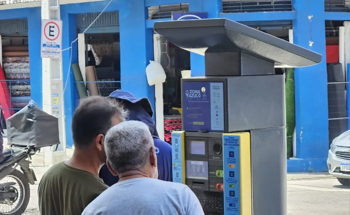 Prefeito suspende multas a motoristas que não pagarem Zona Azul em João Pessoa