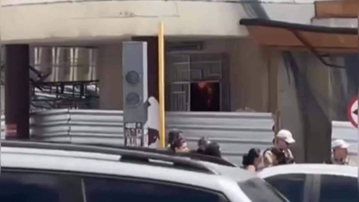 Incêndio atinge prédio da Prefeitura de Campina Grande