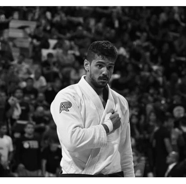 UFC no Jiu-Jitsu: profissionalização pode ser positiva, desde que preserve a pluralidade do esporte