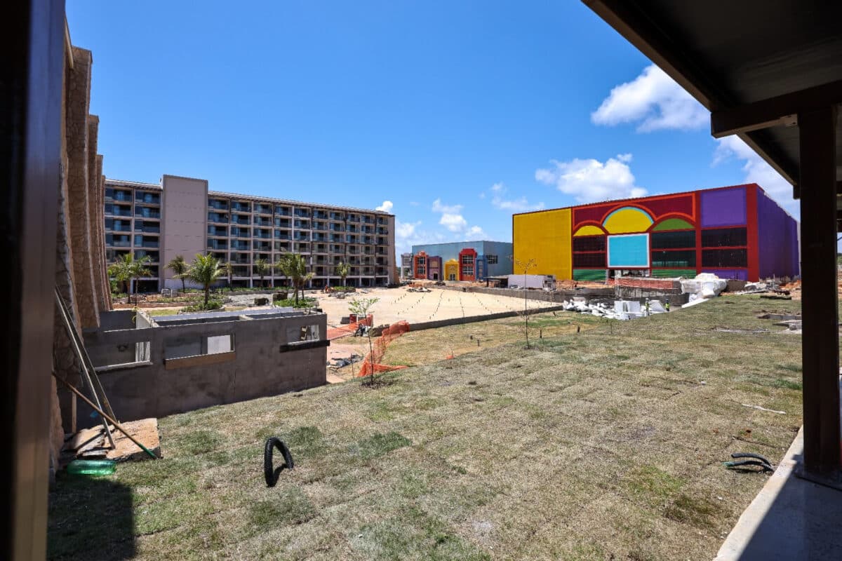 João Azevêdo vistoria obras do Polo Cabo Branco e empreendimentos preparam inaugurações