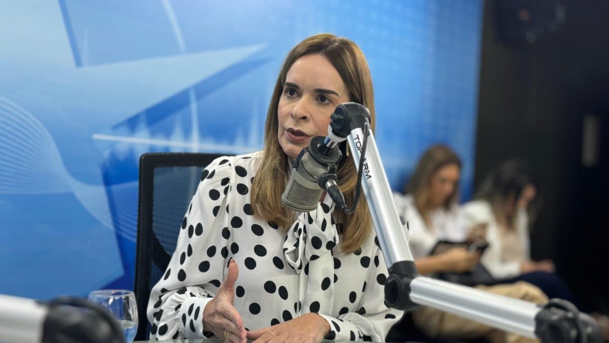 Daniella RIbeiro rebate Cícero Lucena sobre Diego Tavares e diz que gestão do prefeito "é uma lástima"