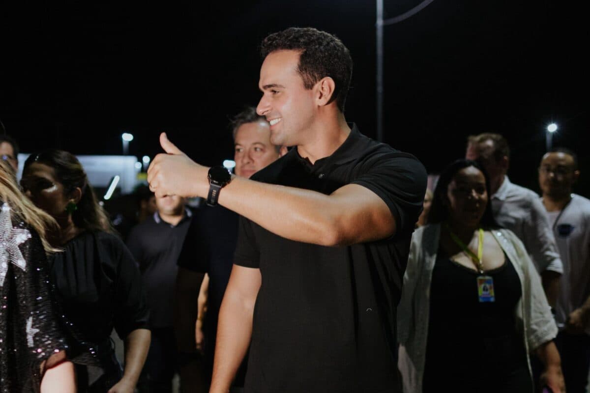 Lucas Ribeiro acompanha Carnaval no Sertão e destaca apoio do Governo da Paraíba às tradições culturais