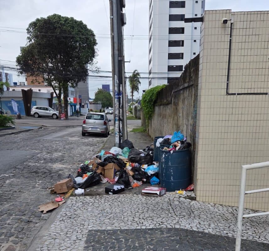 Denúncia de descarte irregular de lixo em João Pessoa pode reverter até 20% do valor da multa para quem denunciar