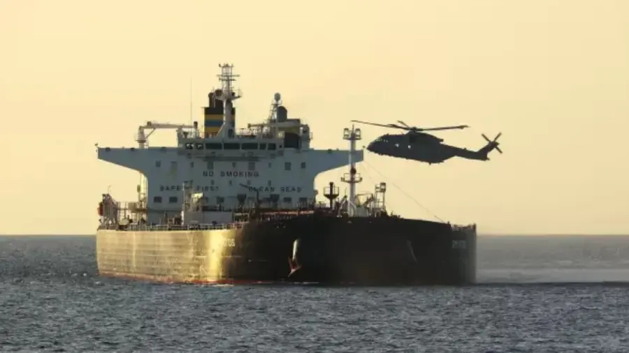 Reino Unido intercepta petroleiro da 'frota fantasma' russa no Canal da Mancha