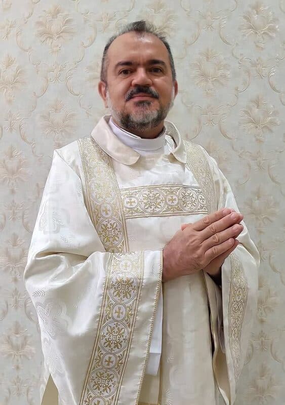 Professor demitido da UFCG por assédio é afastado da função de diácono pela Diocese de Campina Grande