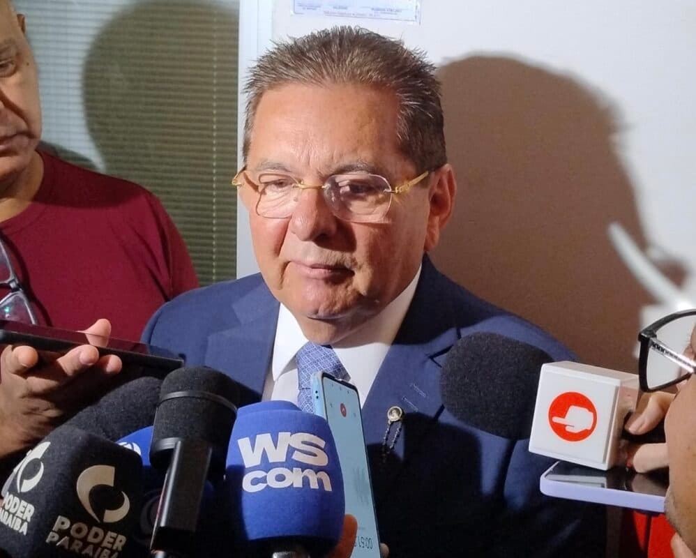 Casa de Adriano Galdino é assaltada em Pocinhos; deputado estava na residência