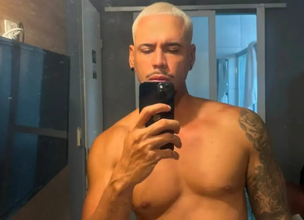 Adolescente suspeito de matar homem em hotel chega a João Pessoa após se entregar à polícia em Caicó