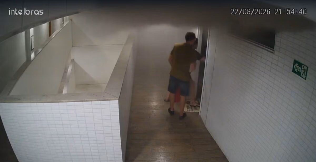 Incêndio atinge apartamento e assusta moradores de condomínio no Altiplano, em João Pessoa