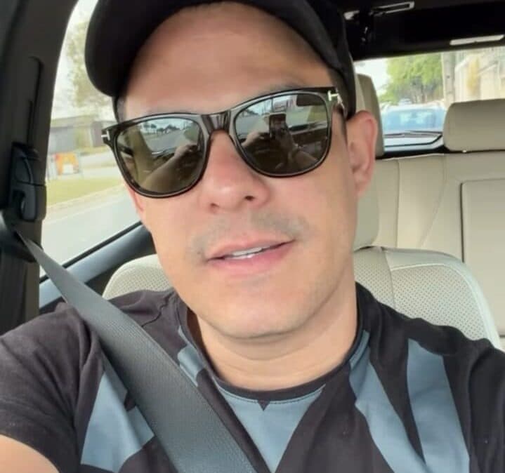 Cantor Fabiano Guimarães tem carro arrombado e objetos furtados em Cabedelo