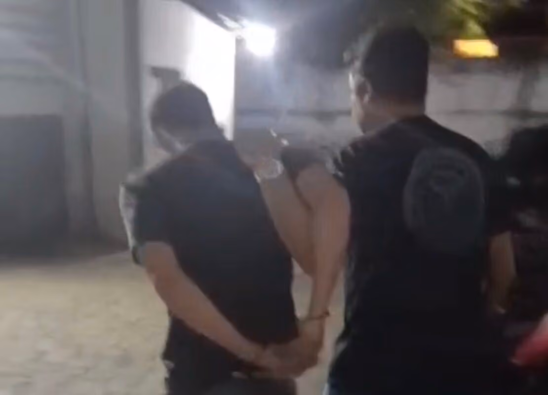 Polícia prende mais dois suspeitos de invadir e assaltar casa do prefeito de Boqueirão