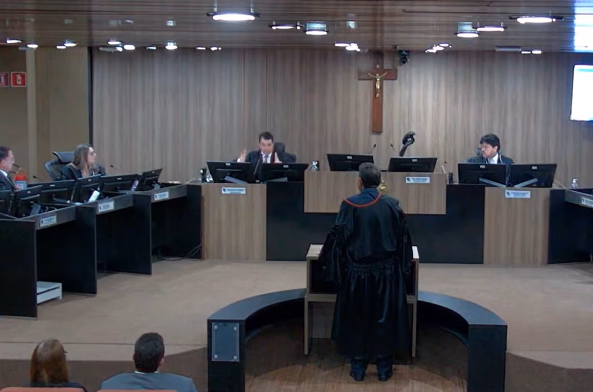 TRE-PB indefere candidatura a deputado estadual de Vitor Hugo
