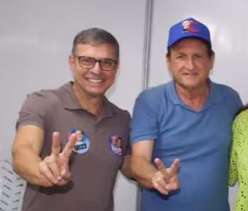 Vitor Hugo anuncia apoio a Hervázio Bezerra após indeferimento de candidatura