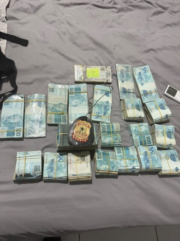 Justiça afasta secretário de João Pessoa e PF apreende R$ 220 mil em operação sobre negociação eleitoral com facção