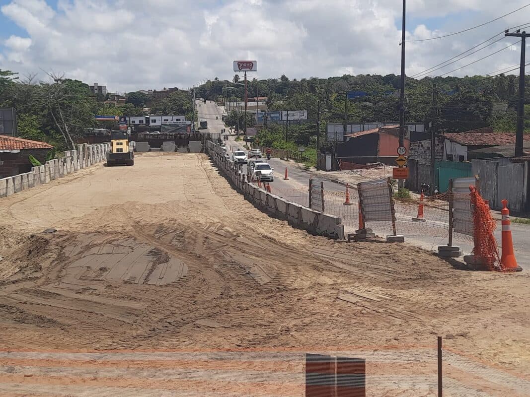 Semob-JP bloqueia trânsito na Ladeira Mangabeira/Valentina neste sábado para obra de ponte