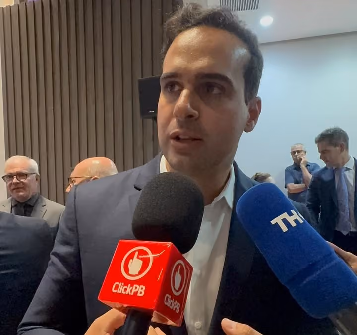 Lucas Ribeiro aciona TRE na Paraíba após denúncias de problemas no transporte público: "assegurar direito ao voto"