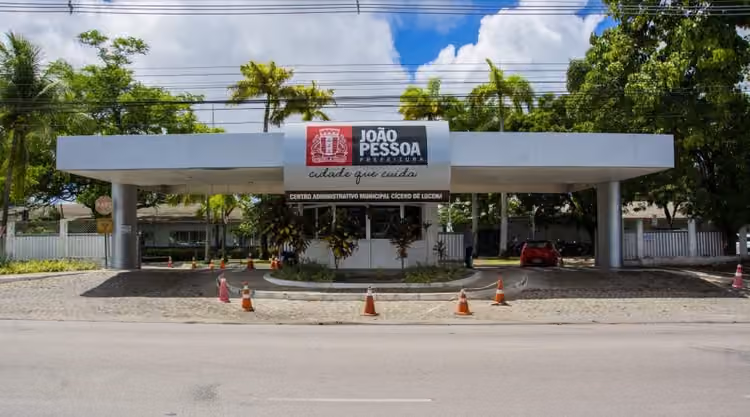Prefeitura de João Pessoa transfere ponto facultativo do Dia do Servidor Público e garante "feriadão" para servidores; confira