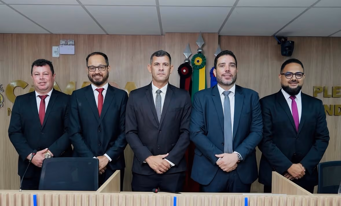 Aliado do prefeito, Moisés é eleito para comandar Câmara de Cabedelo