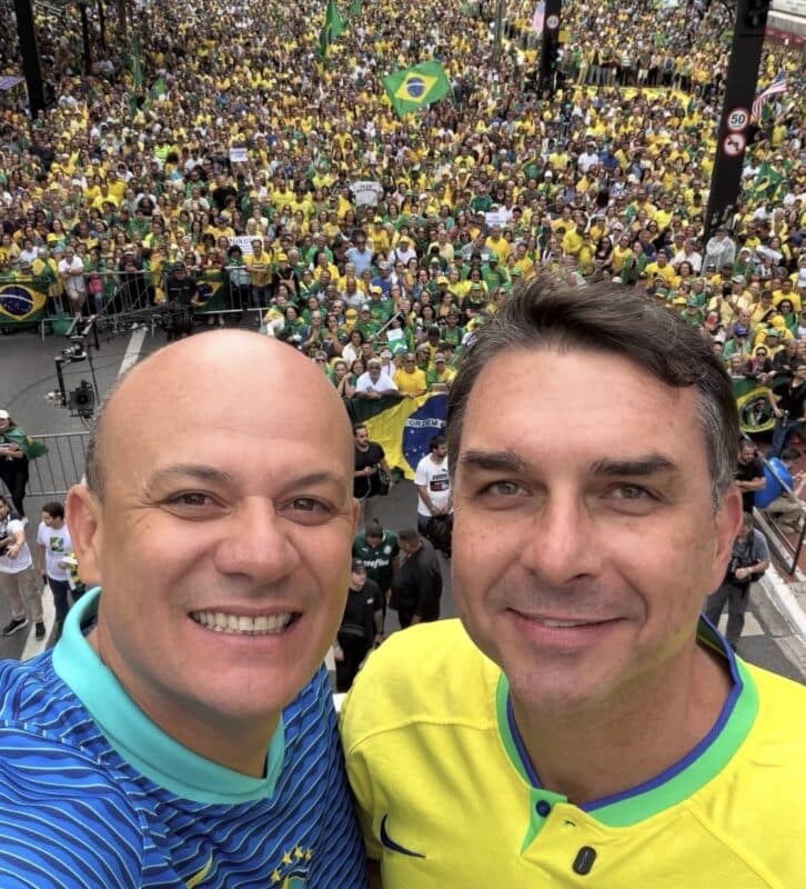 Cabo Gilberto critica pesquisa e diz que 99% "são manipuladas" sobre empate entre Lula e Flávio