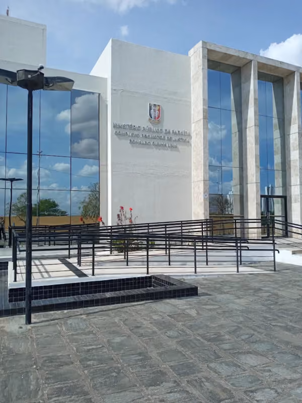 Comunidade terapêutica em Campina Grande é interditada após Ministério Público constatar maus tratos no local