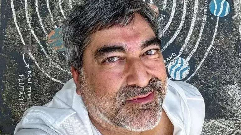 Jornalista Zeca Camargo curte São João de Campina Grande