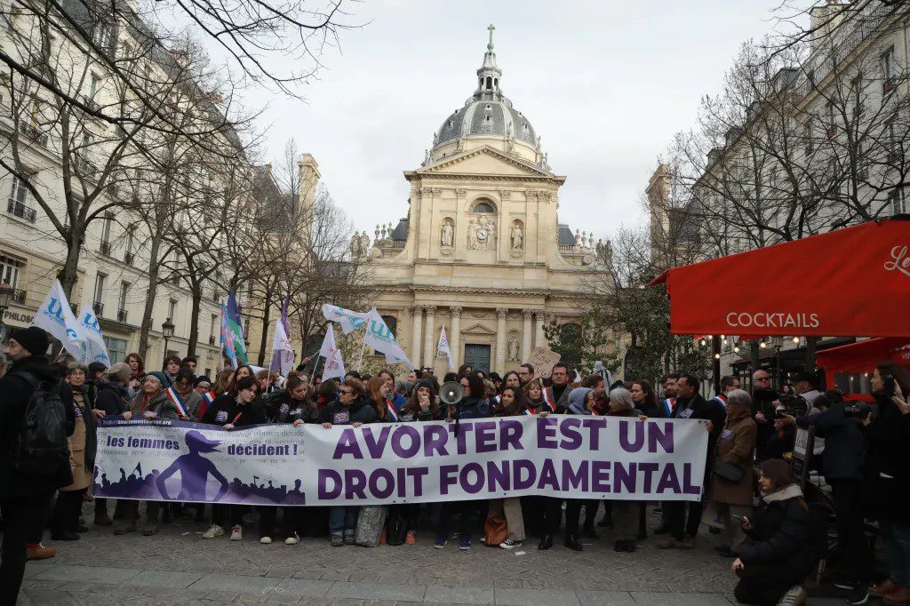 França, Aborto, Direito