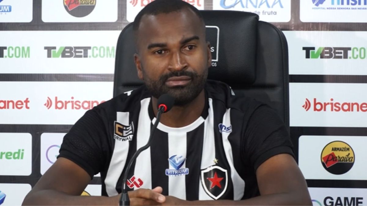 Reniê, zagueiro do Botafogo-PB