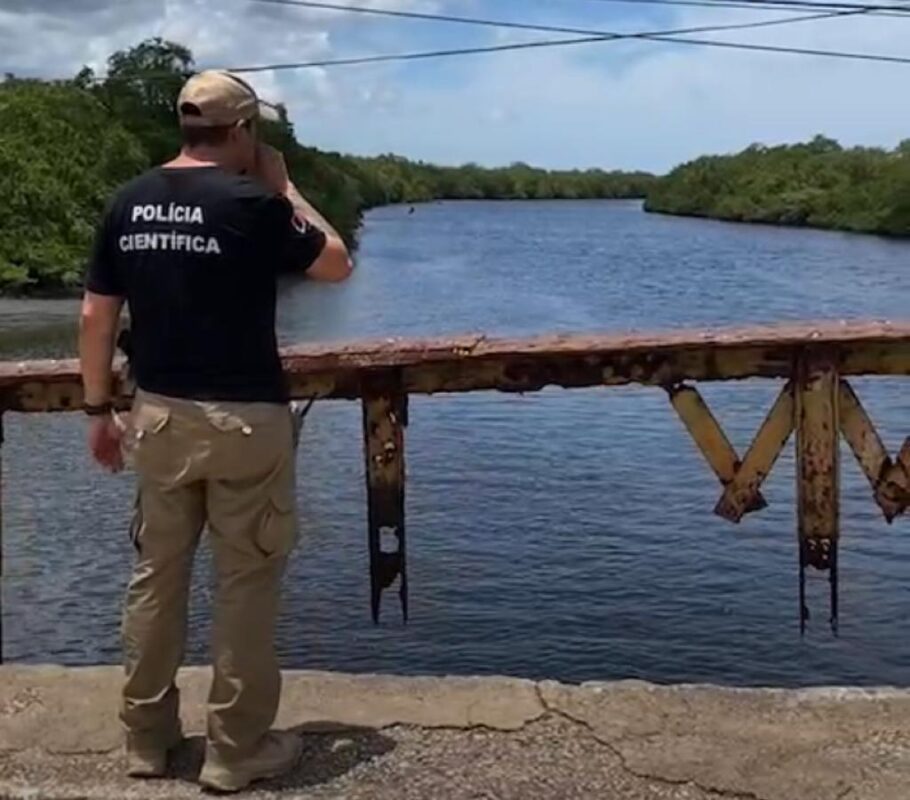 Corpo de homem é encontrado boiando nas águas do Rio Sanhauá com marcas de violência