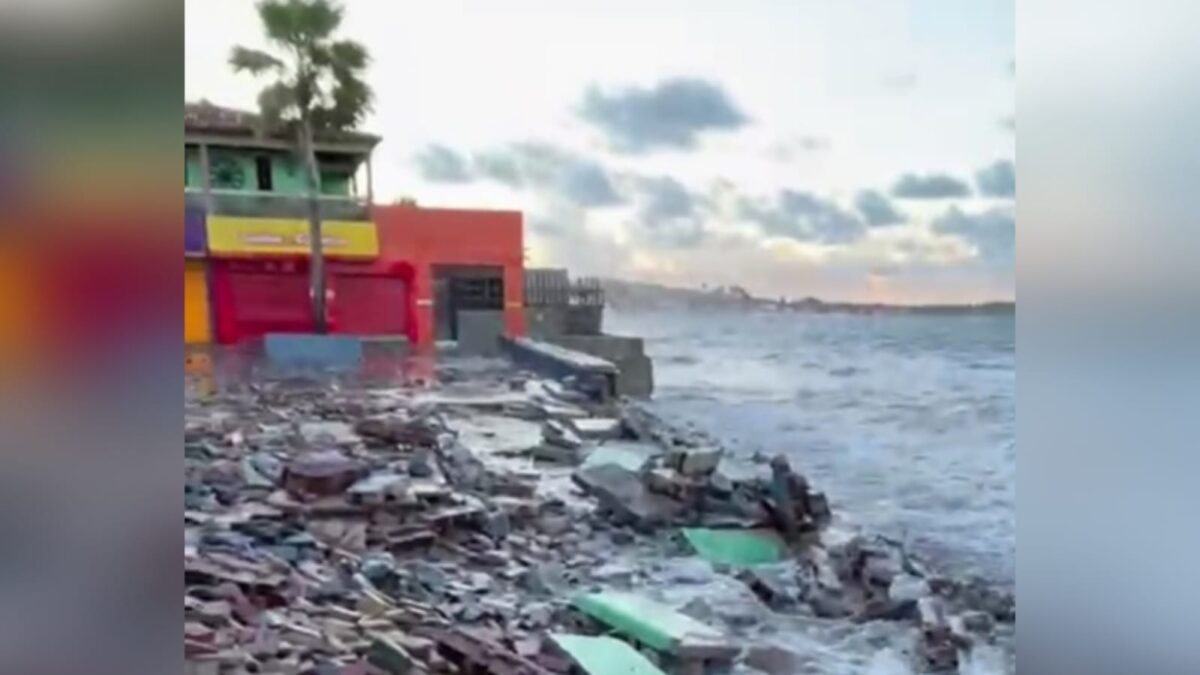 Praça Central de Baía da Traição voltou a ficar destruída.