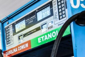 Alta no preço da gasolina gera aumento de 38% no consumo de etanol na Paraíba