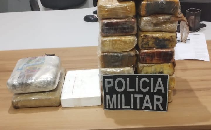 Polícia prende homem transportando na mala 18 kg de crack, cocaína e maconha no Agreste Paraibano