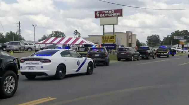 Tiroteio em supermercado no Arkansas deixa dois mortos e oito feridos em 21 de junho de 2024. — Foto: KATV via AP