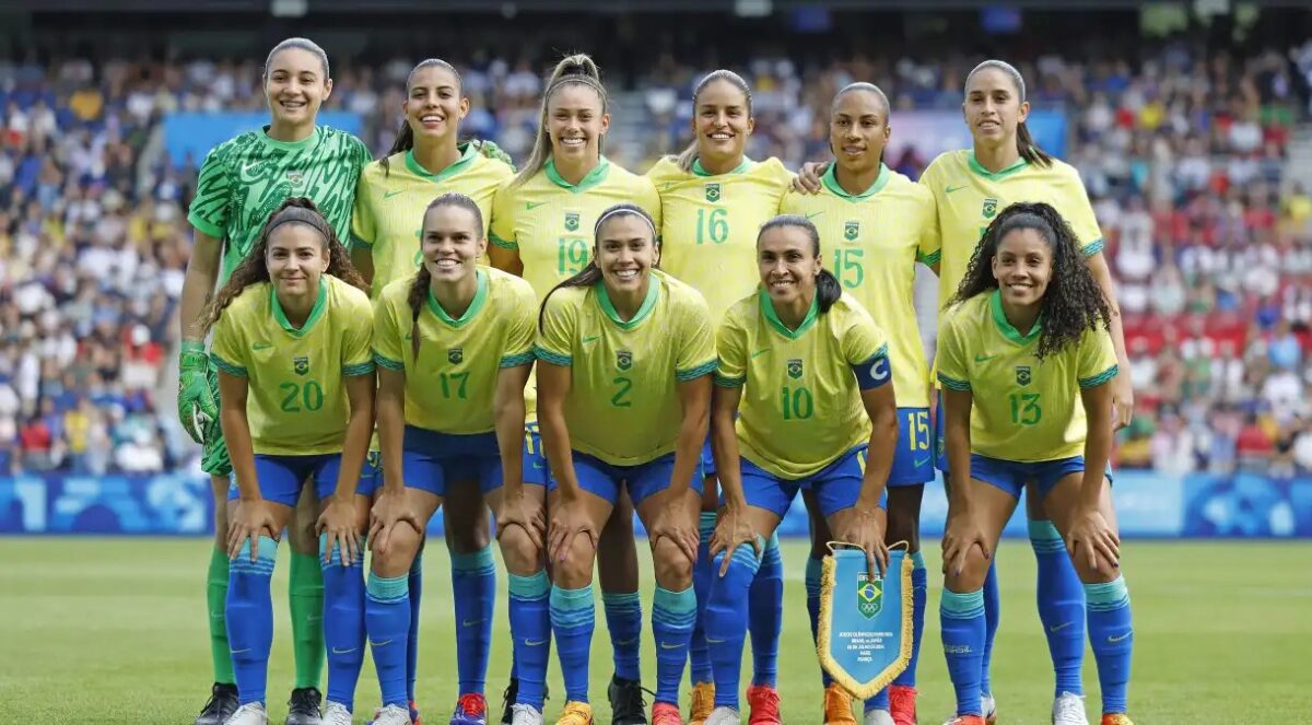 Feminino, Brasil