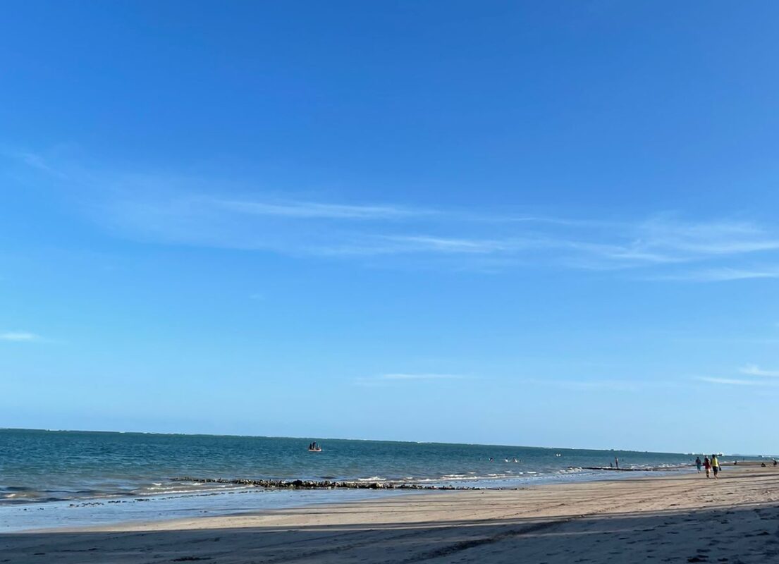 Paraíba tem seis trechos de praia impróprios para banho; confira quais são