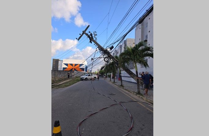 Val Paraíso, Poste, Acidente